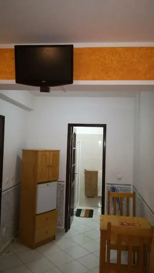 Bed & Breakfast Basic Hotel Mindelo